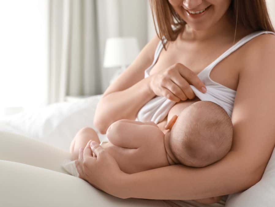 La lactancia materna sigue siendo la forma más efectiva de mejorar la salud del microbioma infantil. 